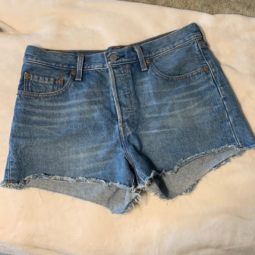 Levi’s denim shorts